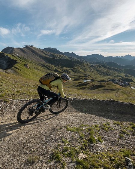 Bergbahnen Samnaun: Sommer, Sonne, Bike-Action Bergbahnen Samnaun: Sommer, Sonne, Bike-Action