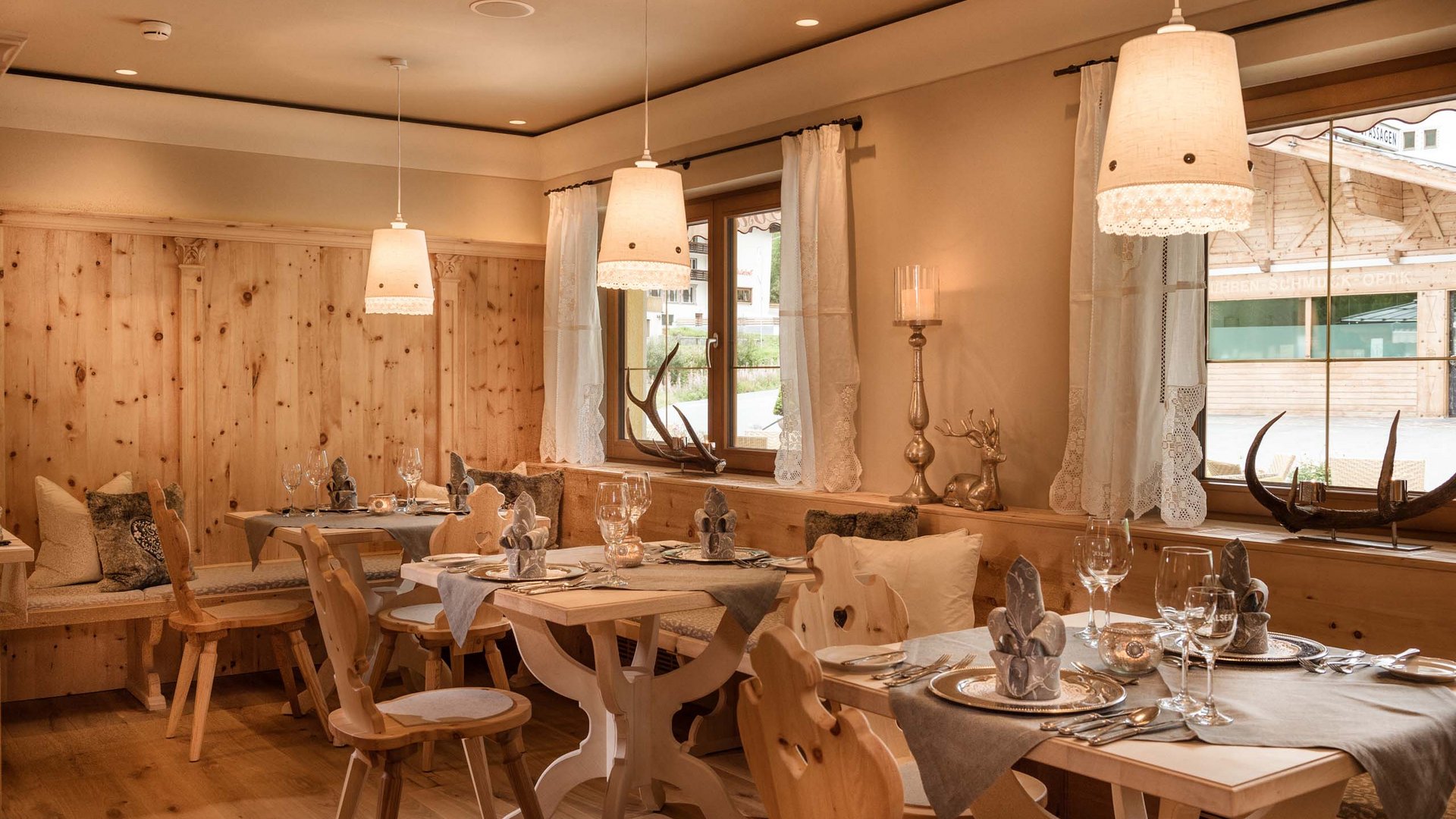 Das Restaurant Pöstli in Samnaun Das Restaurant Pöstli in Samnaun